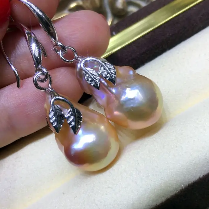 

Women word Natural heteromorphism Irregular Pearl Earrings Baroque large grain Pearl 925 Silver Ear Hook Metal monster color mix