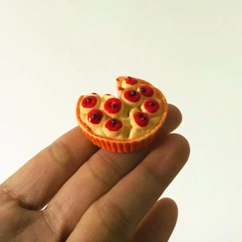 fake pizza dollhouse