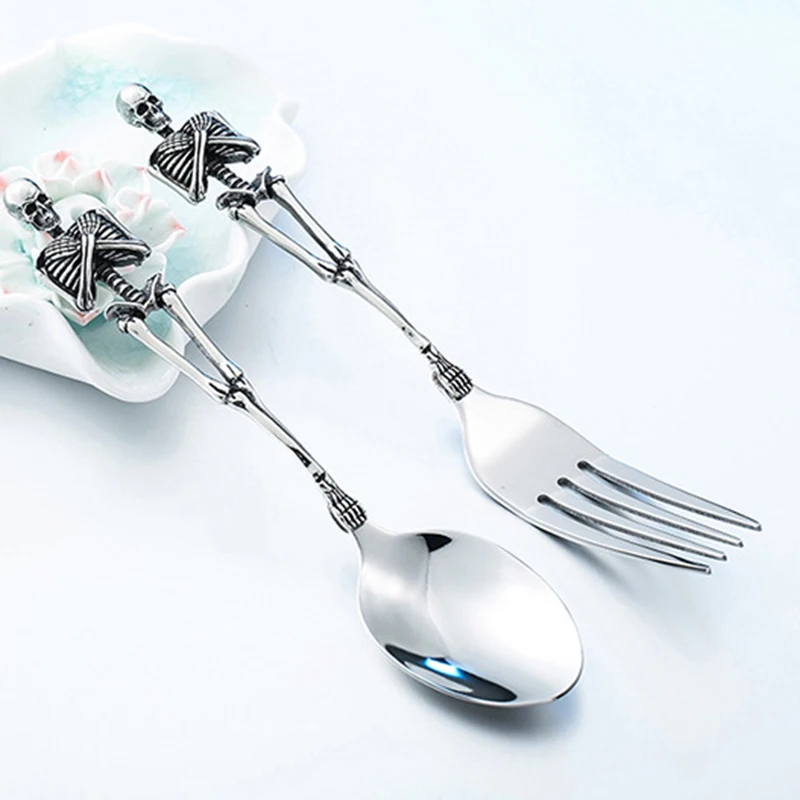 

Skull Fork Spoon Tableware Titanium Steel Skeleton Halloween Party Gifts Vintage Dinner Table Flatware Cutlery Set Metal Crafts