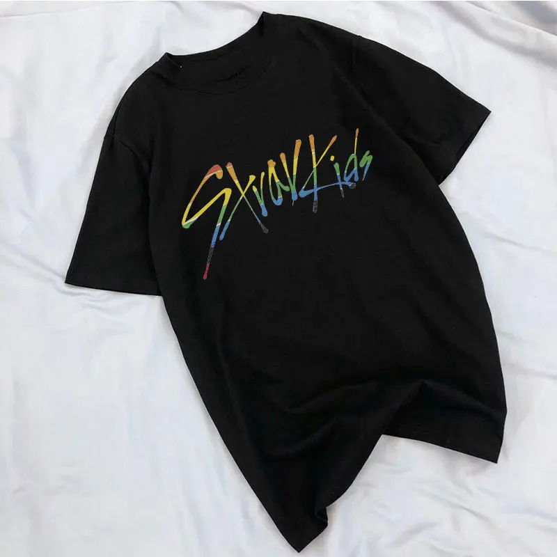 

Stray Kids Letter Print Tee Shirt Femme Summer Friends TV Black Tshirt Women Aesthetic Fashion Graphic Vogue T Shirt Angel Tops