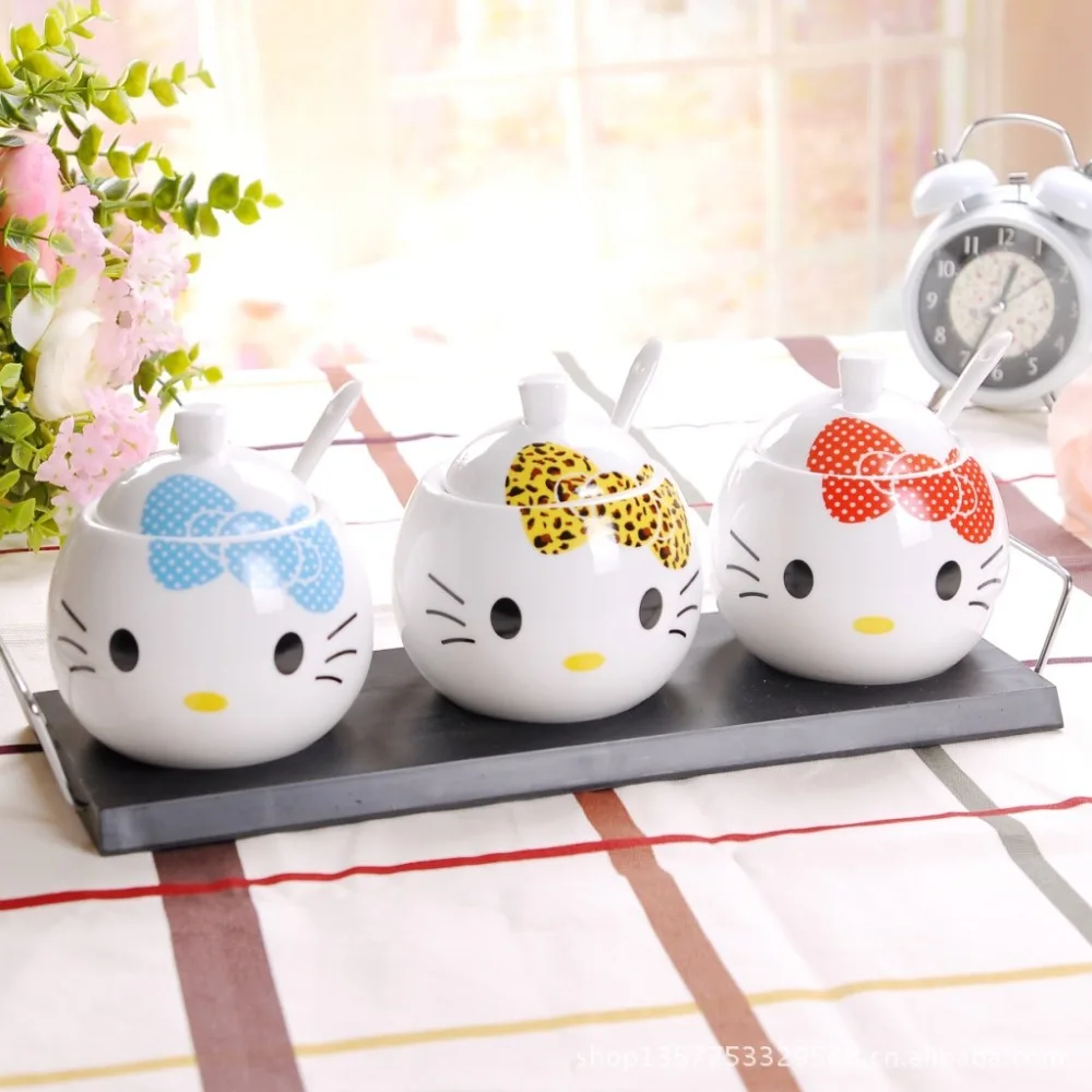 Tiga Potong Tulang Cina Hello Kitty Keramik Rempah Rempah Jar Garam