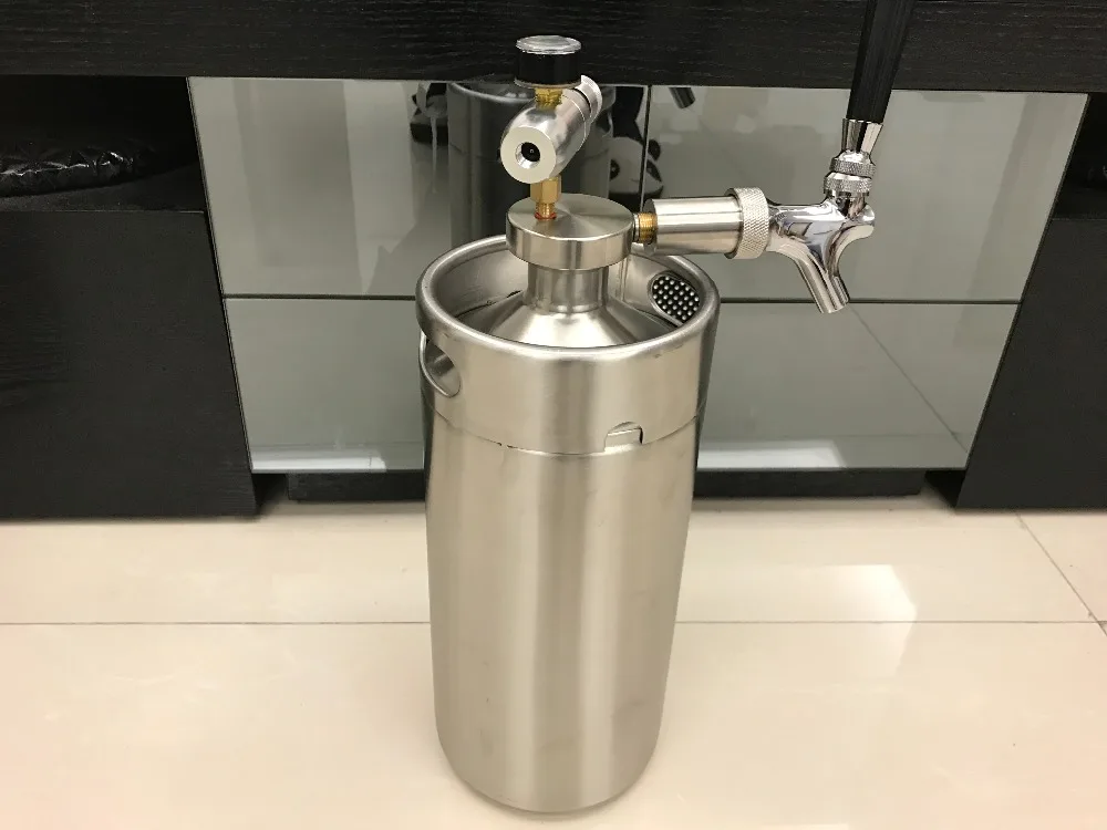 

3.6L mini growler spears Beer Spear with Tap Faucet with CO2 Injector Premium +3.6L Mini Keg Beer Growler