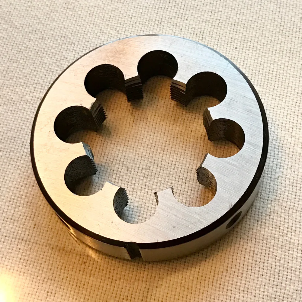 Free shipping of 1PC alloy steel made manual threading Die M48 9SiCr