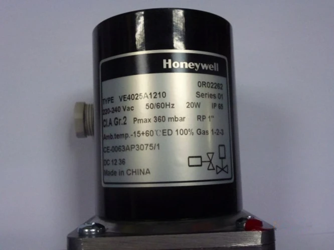 Электромагнитные газовые клапаны Honeywell VE4025A1210 VE4025A1004 1 ''для горелки новые и