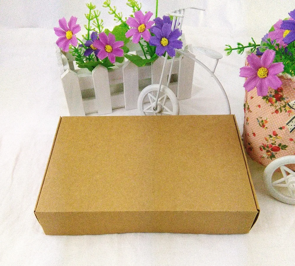 Подарочные коробки ручной работы 18X11.5X3.5cm Подарочная коробка из крафт бумаги