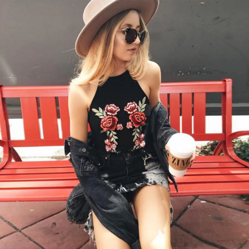 

1 Pieces Embroidery Rose Flower Iron On Patch Lace Fabric Motif Clothes Decorated Badge Floral Collar Dress Bag Applique