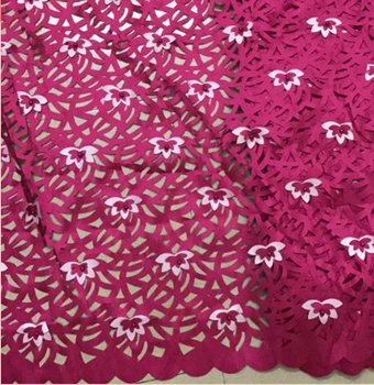 

Hot Sale Beautiful African Beaded Lace Fabriac New Embroidered Lace Trim 3d Lacer Cut Lace Fabrics For Weddig Dress TS6152