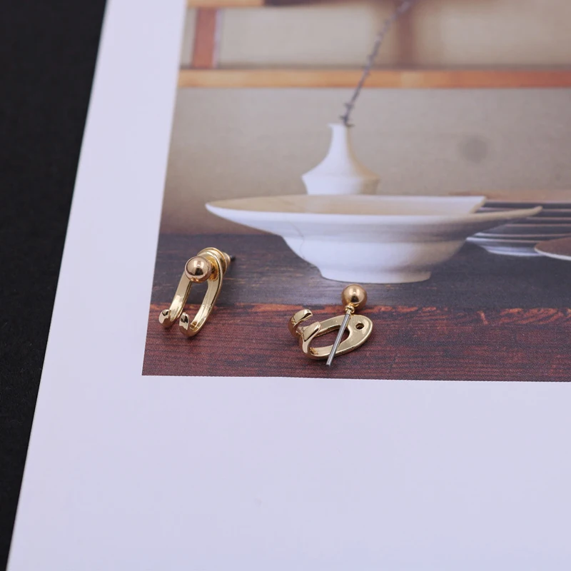 4557444043_1208401769