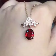 Натуральный красный гранат камень кулон S925 Серебряный натуральный драгоценный камень кулон Цепочки и ожерелья модный элегантный цветок баухинии для женщин, хорошее ювелирное изделие