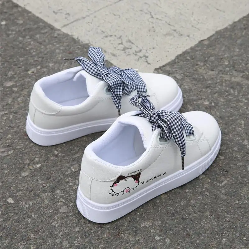 النساء رياضية الربيع 2019 الصيف جديد أحذية نسائية رسمت باليد أحذية خفيفة أنيقة Zapatillas Deportivas موهير