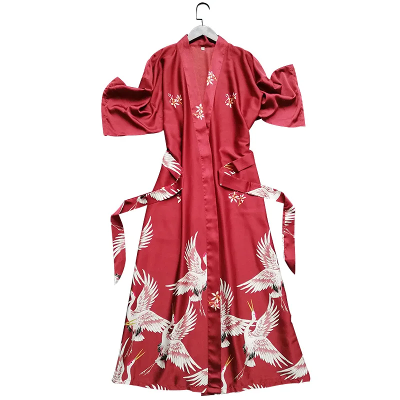 

Silk Nightgown Female Bridesmaid Wedding Gown Bride Crane Embroidered Nightgown Loose Large Size Bathrobes Tracksuit Long Robe