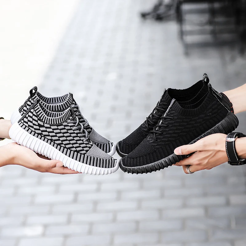 

2018 Summer men Sneakers Breathable Mesh women Running Shoes Lightweight Sport Shoes men Jogging Walking Athletic Shoe