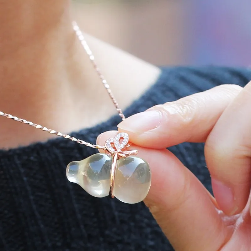 

Blessing Bag Pendant Natural Cucurbit 925 Silver Clavicle Chain New Sweater Chain