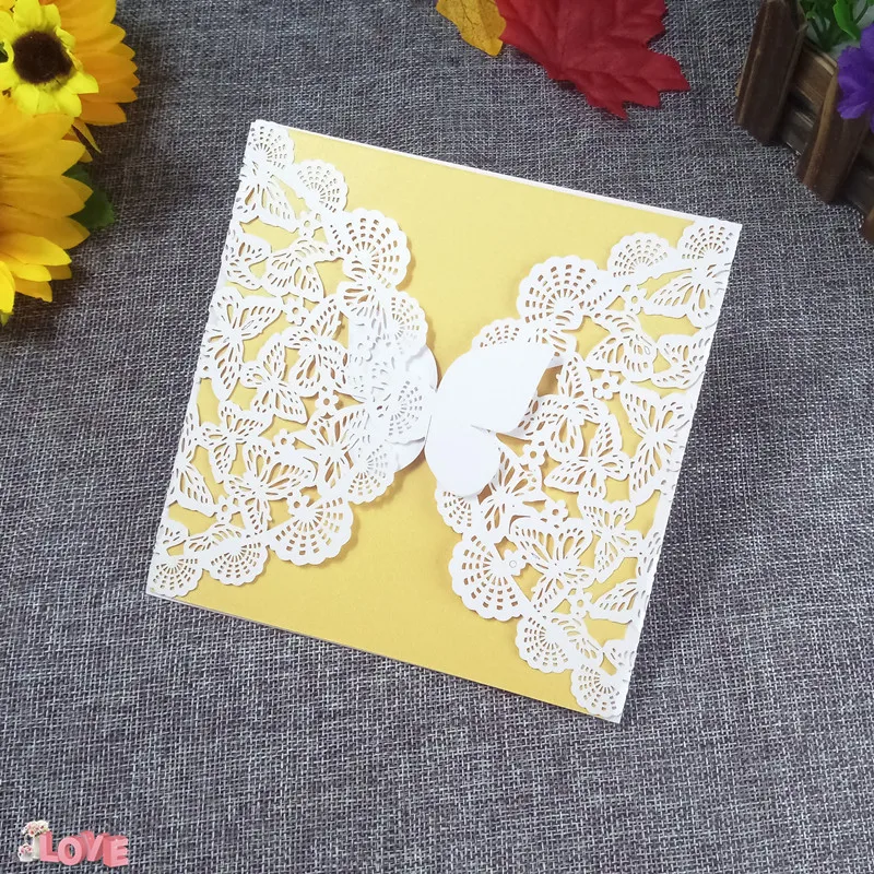 

30Pcs Delicate Carve Lace Side Butterfly Pattern Wedding Invitation New Year Greeting Card Holiday Party Invitation Card5ZH20