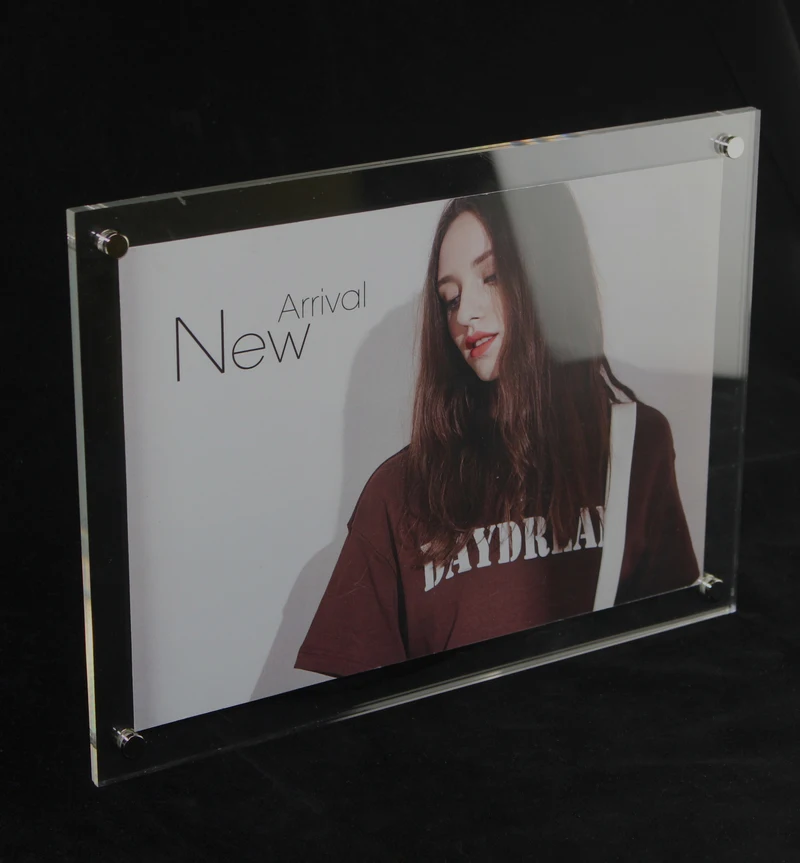 

A4 Wall Mounted Acrylic Photo Certificate Frame Floating Acrylic Frame sign holder Wall mount Display Case Picture Frame 5pcs