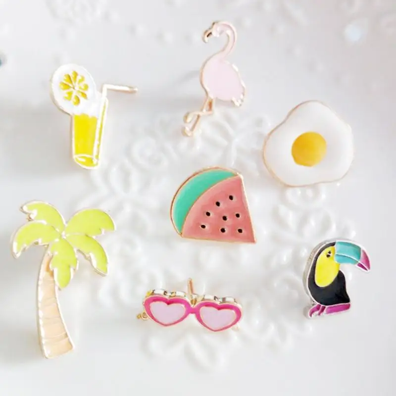 2018 New Acrylic Brooches Pins Figure Simpson Fruit Brooch Pin Cartoon