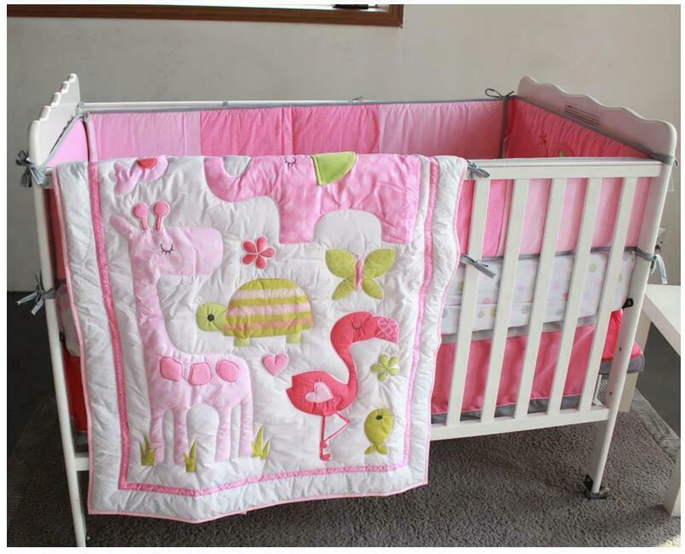 cot quilt and bumper