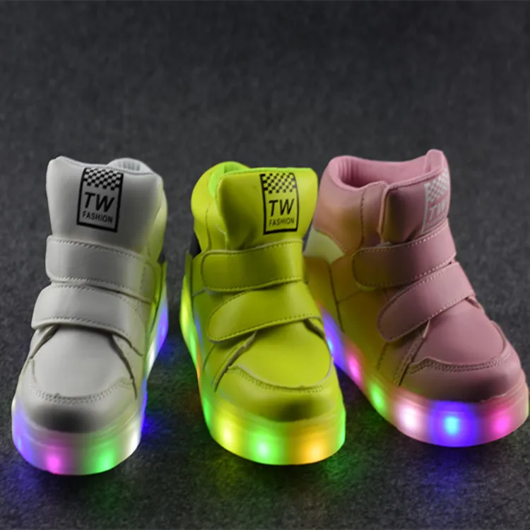 

2018 New Autumn Shoes Children Gobon Light Sports Shoes Sneaker Shoes Wholesale LED Lamp