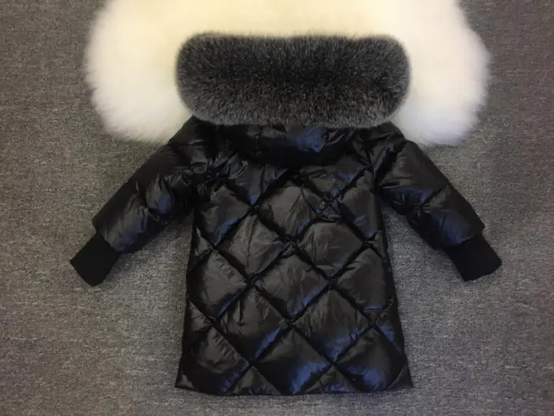 Детская верхняя одежда с большим мехом для русской зимы; зимние куртки; пальто для девочек; теплый плотный пуховик; детское платье с капюшоном