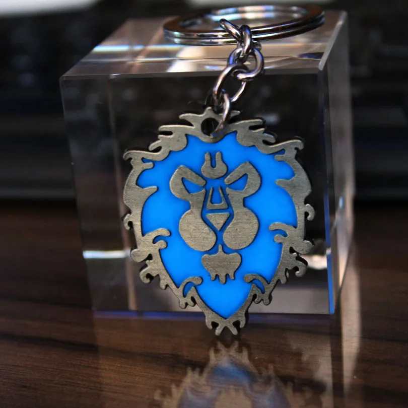 ZHIZ World of Warcraft WOW keychain Alliance Horde Key chain keyring GLOW in the DARK Pendants boys Gift