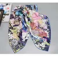 แฟชั่นพิมพ์ 100% ผ้าไหมผ้าพันคอ Shawl Hijab ผ้าพันคอมือรีดขอบ 88x88 เซนติเมตร