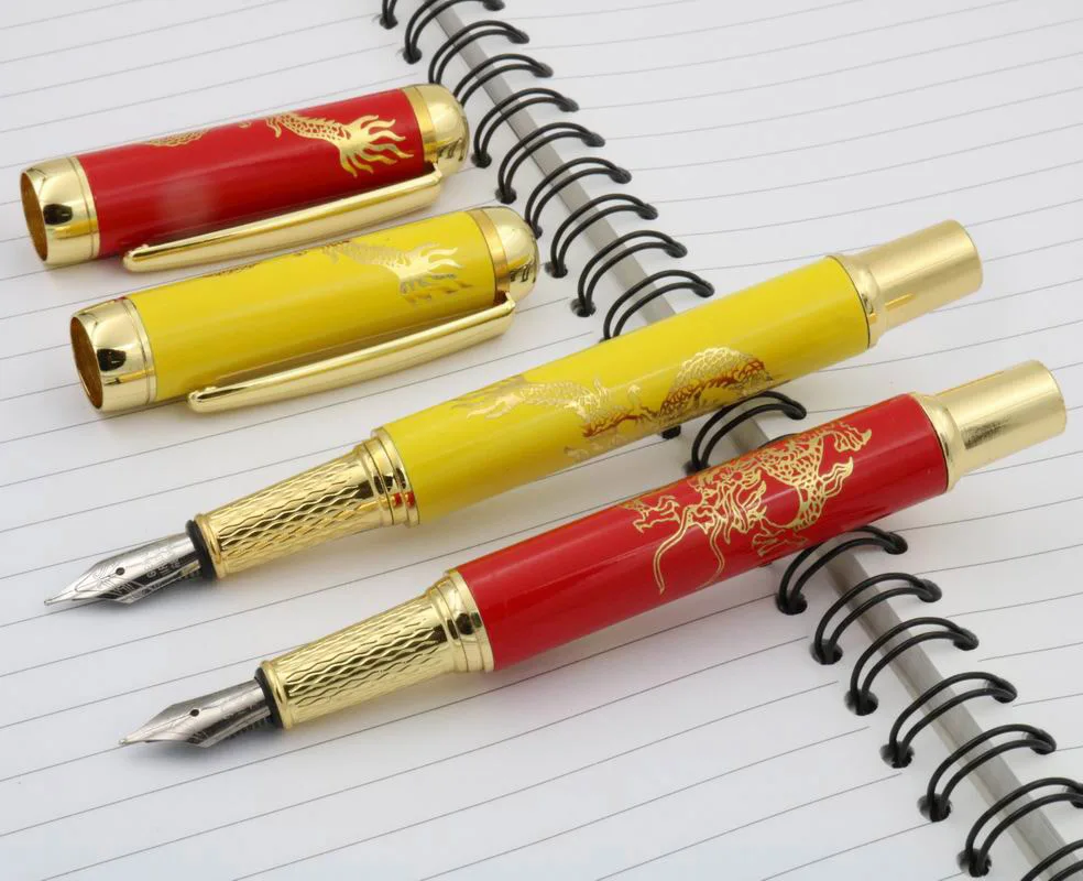 

YELLOW Red Porcelain With Golden Dragon Painting Trim M Fountain Pen