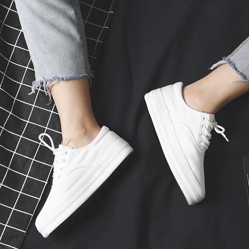 

2019 Walkng shoes Won's cavas shes soid color wite shos won's wild waling shos