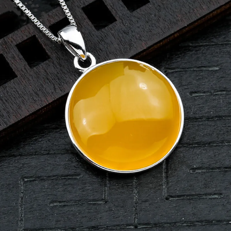 

Oh My God So Nice 10*10mm NOT FAKE S925 Sterling Silver Poland Amber Pedants Artisan Baltic Upper Class lithuania Retro Yellow