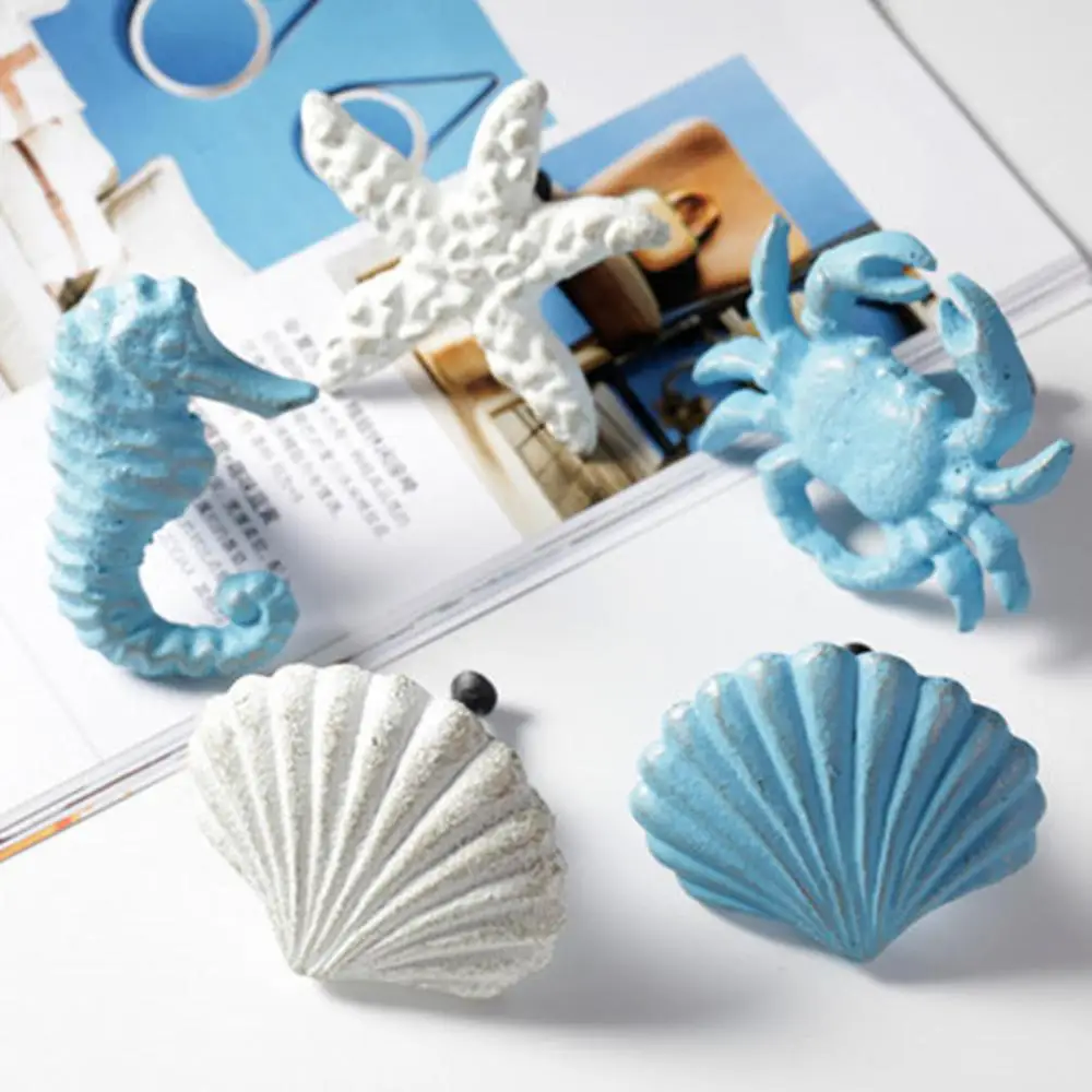 العتيقة القديمة المطاوع مقبض حديد الشمال المحيط المتوسط الرياح بسيط الأبيض و الأزرق الملابس خزانة درج