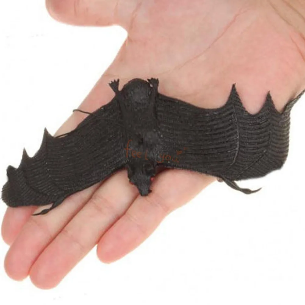 Soft Black Rubber Flying Fake Bat Emulation Hanging Bat Funny Scary