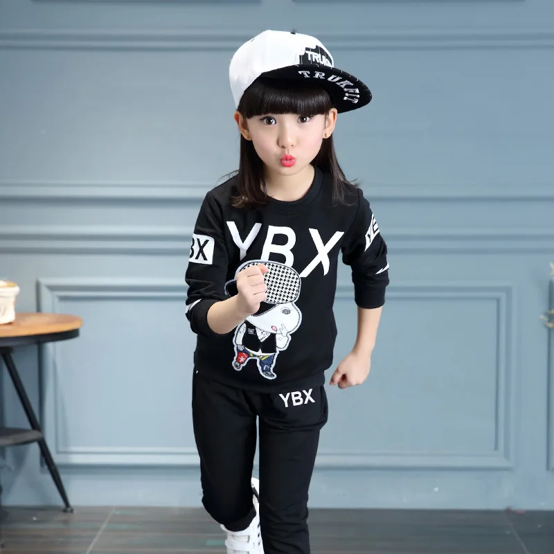 

2017 new white black red clothing sets kids character letters sports suit for boy girl kids tracksuit pants sets spring autumn