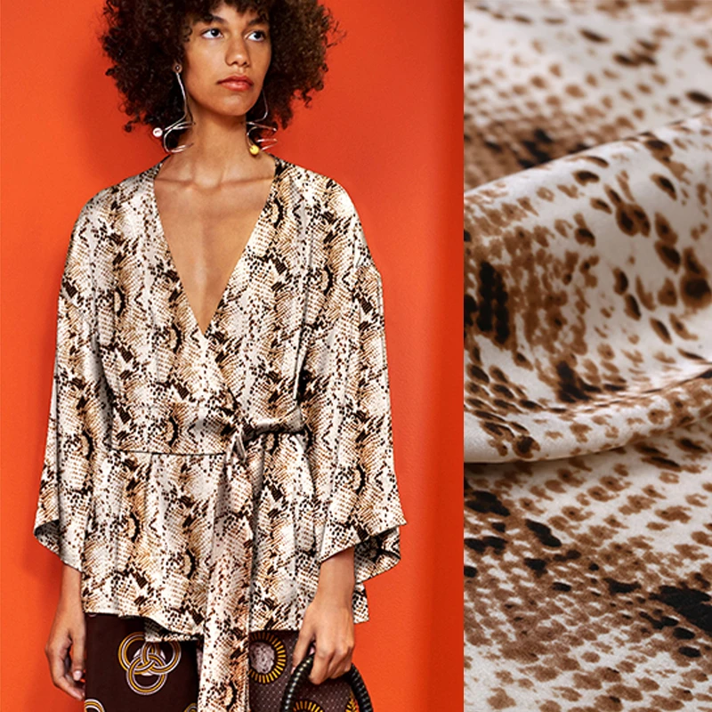 

140CM Wide 19MM Leopard Print 94% Silk & 6% Spandex Strech Silk Satin Fabric for Women's Blouse Dress Clothing Cheongsam E764