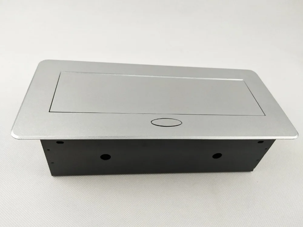 DESKTOP SOCKET 4