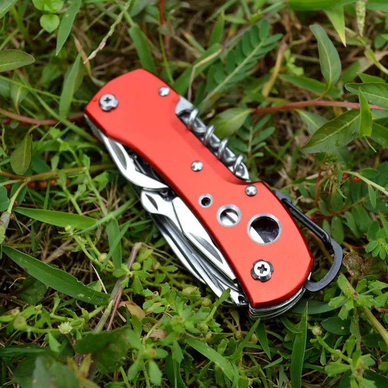 Outdoor lifesaving utility knife with mountaineering buckle, Swiss
