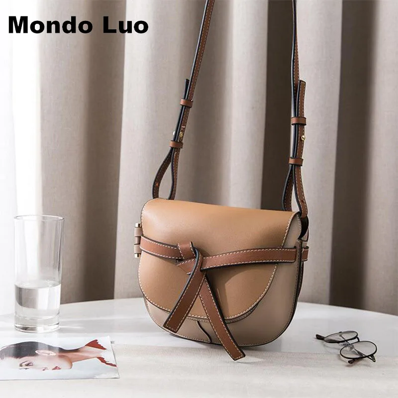 

2018 New Women's Saddle Semicircle Single Shoulder Cross-cross Color Bag