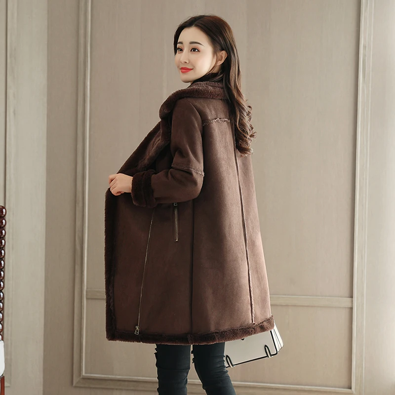 MUMUZI 2018 new windproof thermal coat faux fur long coat women high street thermal suede coat with pockets sheepskin jackets