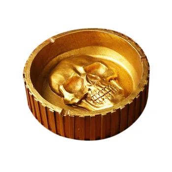 

3 Colors Cool Resin Skull Ashtray Creative Retro Cigarettes Ash Trays Cigar Smoking Ashtrays Desk Decoration Gifts for Husband