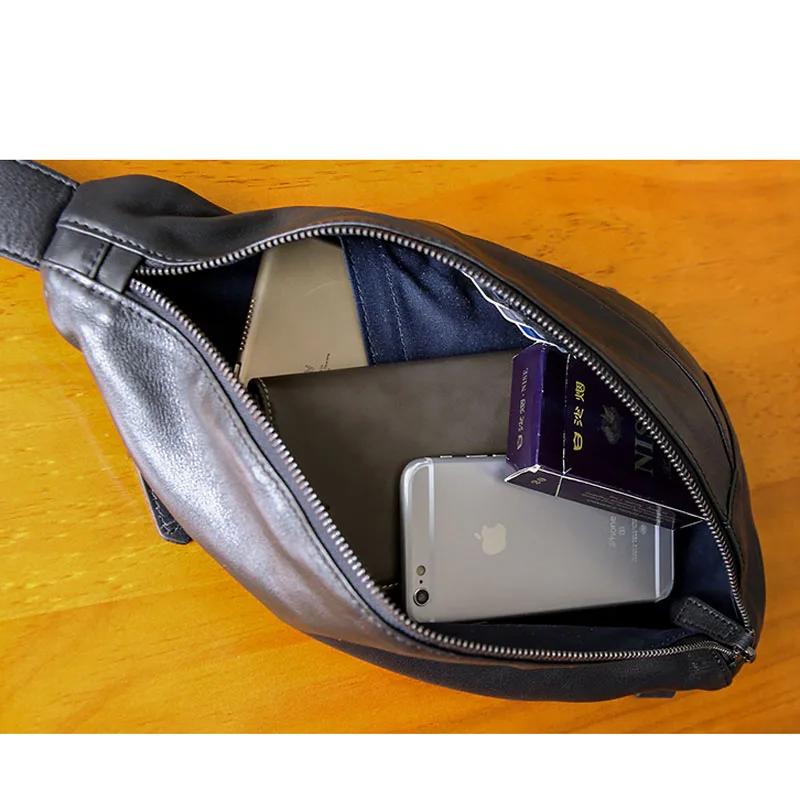 AETOO Chest bag men's leather casual men's shoulder Messenger bag Korean version of the tide fashion pockets leather small backp