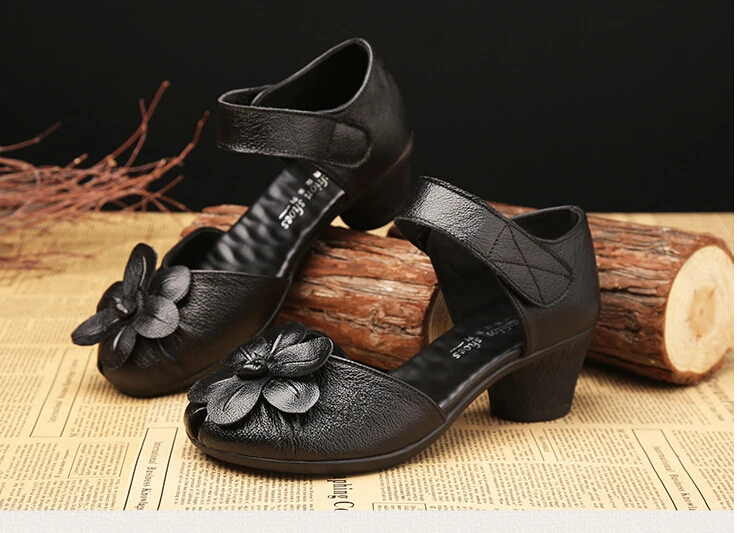 

2017 new summer handmade flower lady sandals leather baotou pure color BLACK shoes casual thick with sandals SIZE 35-41