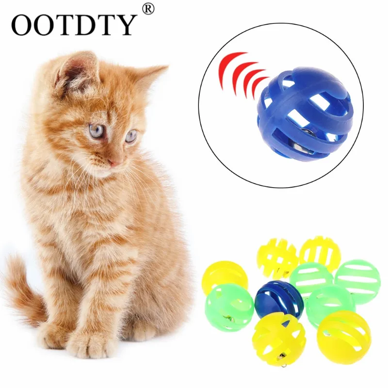 1 Set Plastic Pet Cat Toys With Small Bell Diameter 7.6*1.5cm Colorful