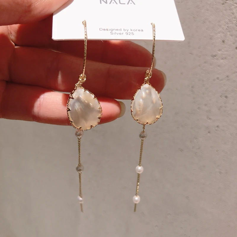 

2019 New Japan Korean Irregular Natural Freshwater Pearl Earrings For Women Earrings Party Jewelry