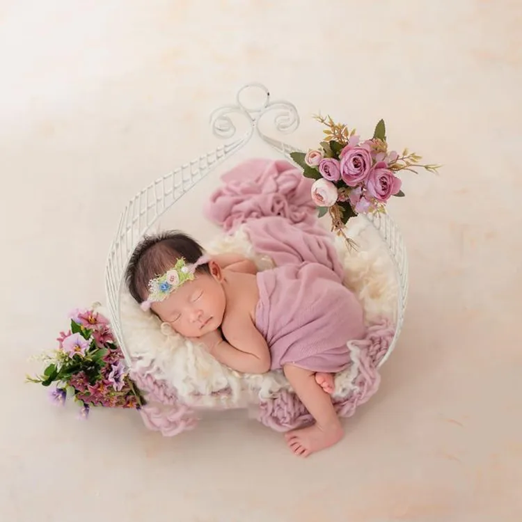 New Newborn photography props wrought iron basket newborn Unisex boy girl baby photography Shooting props (only the Basket )