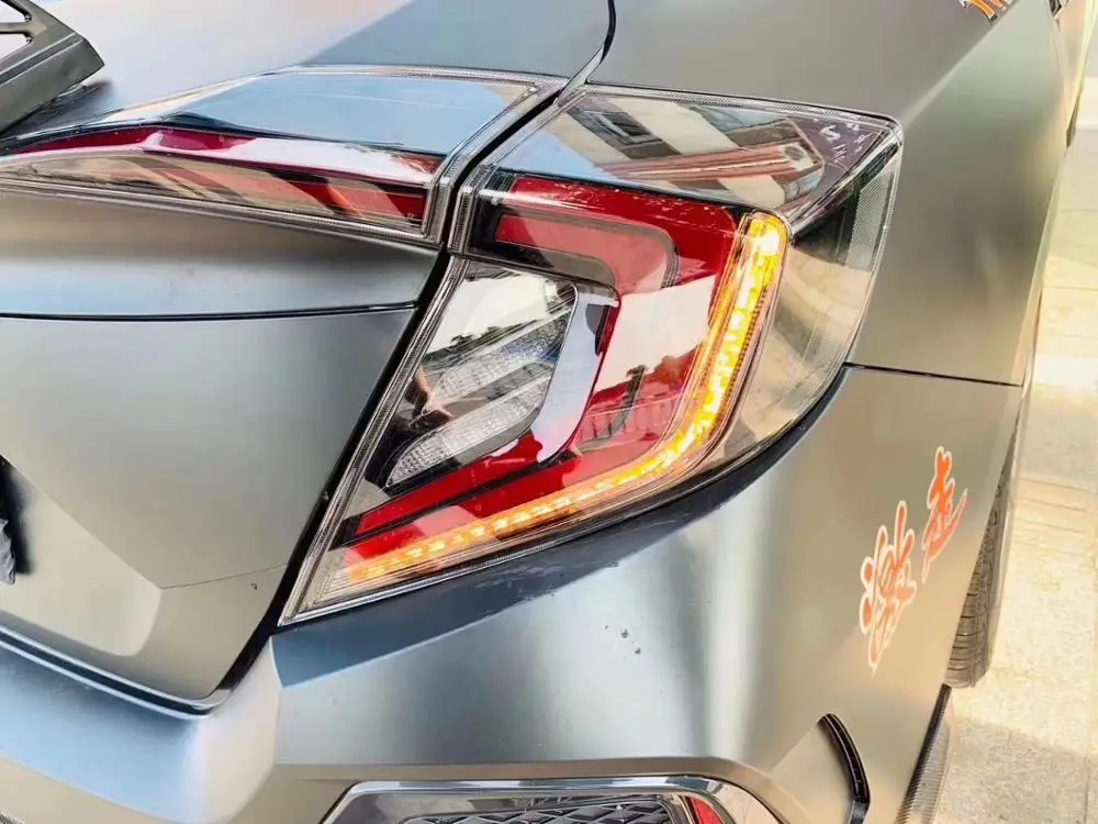 

smoke&red For Honda Civic 10th Sedan 2017 2018 2016 12V Car Tail lights Taillight Rear Lamp Turning+Reversing+Fog+Brake light