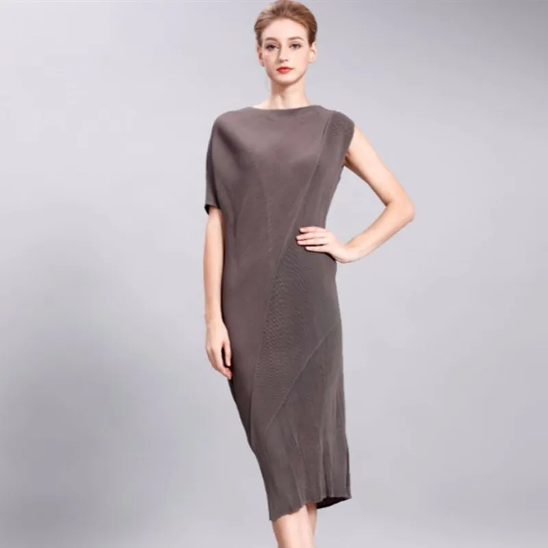 

LANMREM 2019 New Fashion Ireegular Pleated Batwing Short Sleeve Dress Female's High Quality Personality Clothing Vestido YF551