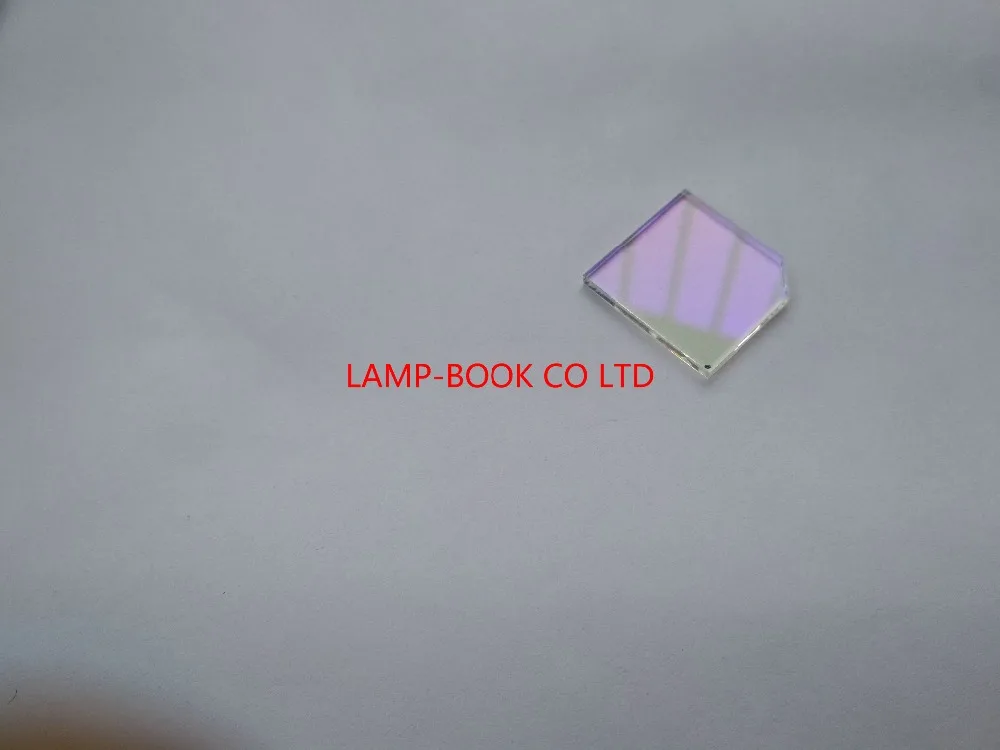 DLP projector lamp housing window, glass, UV/IR lens 24x25x2mm 24*25*2mm 24 x 25 x 2 mm for OPTOMA HD26 HD141X HD20 PROJECTOR projector accessory