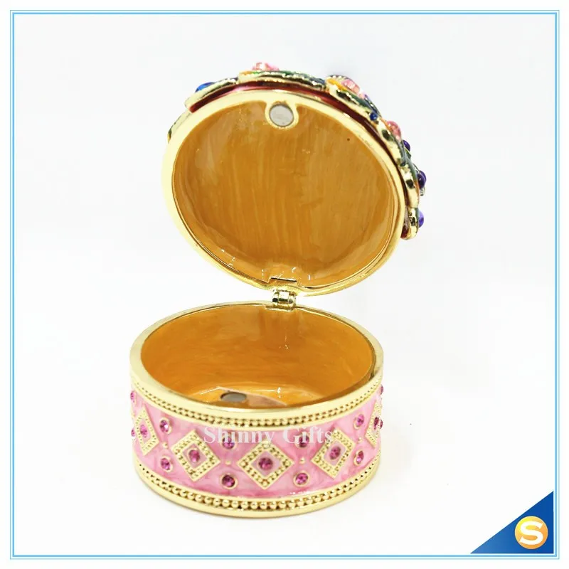 Peacock trinket box (4)
