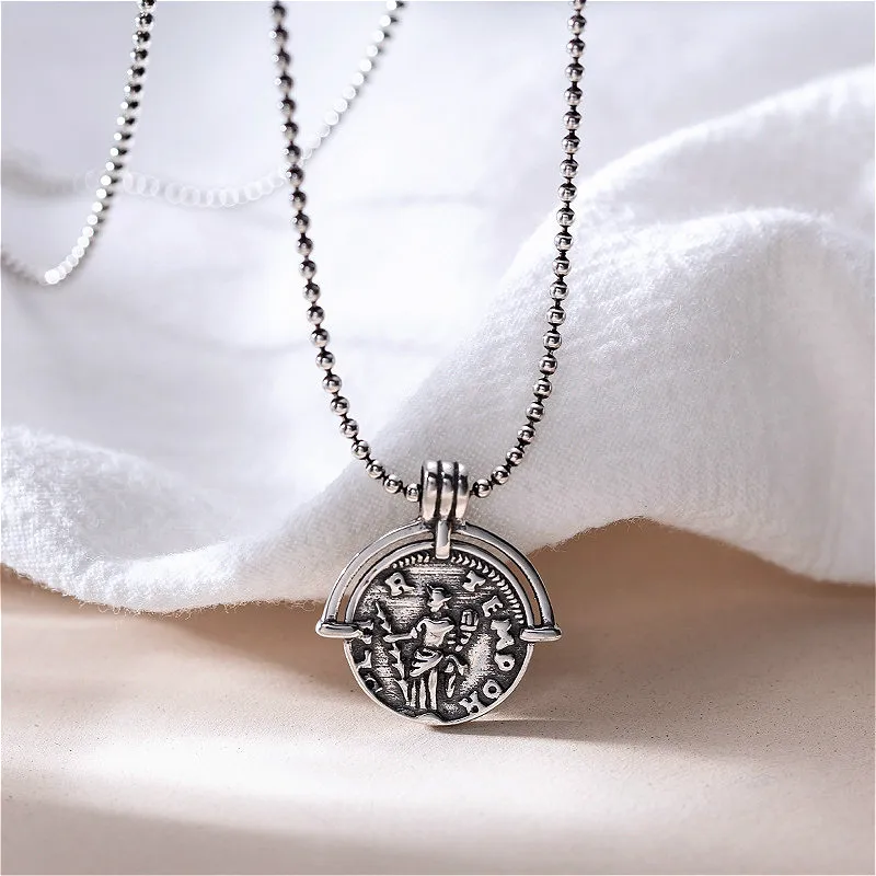 

Fengxiaoling Retro Style Real 925 Sterling Silver Queen Pendant Necklaces For Women Simple Silver Coin Portrait Long Necklace