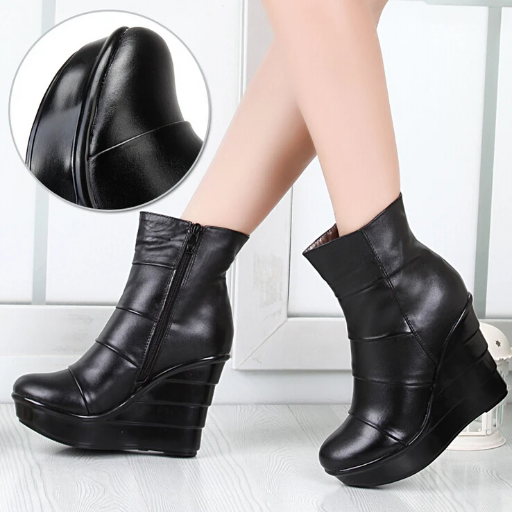 wedge heel motorcycle boots