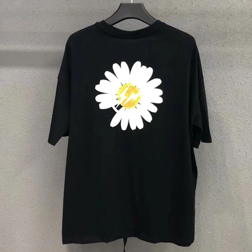 

Peaceminusone Fragment Design T-shirt Overisze Unisex One Size Tshirts High Street Daisy Peaceminusone T Shirt Men Women