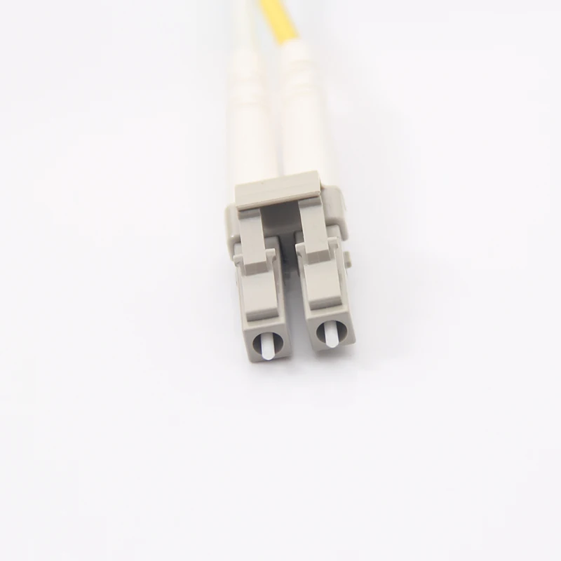 OM3-MPO-to-Fiber-Optical-Patch-Cord(1)